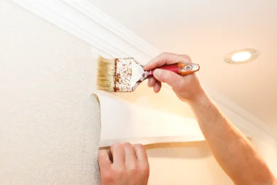 Pose de papier peint à Carcagny — revêtements muraux et toiles de verre
